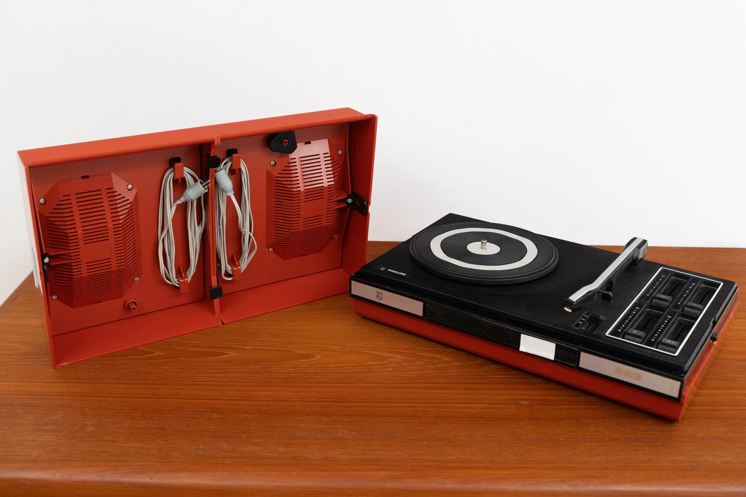Vintage Philips Record Player | Mid-Century Modern Audio